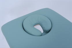 Crescent Face Hold with Pillow and Plug